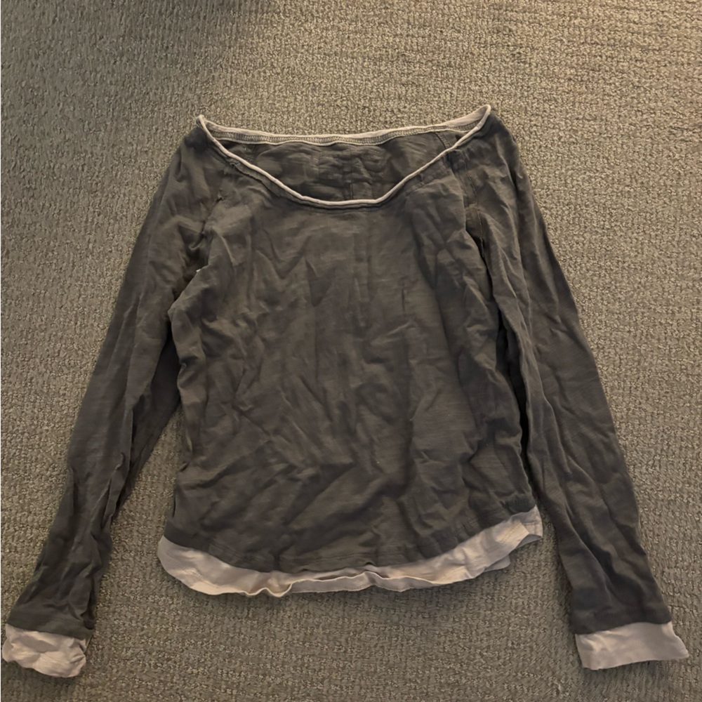 Gray and White Long Sleeve Top